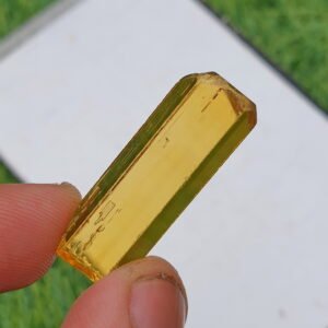 29.05 Cts Yellow Beryl Heliodor Facet Rough